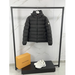 $159.00,Moncler Down Jacket For Men # 296749
