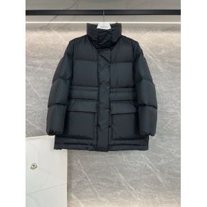 $155.00,Moncler Down Jacket For Women # 296857