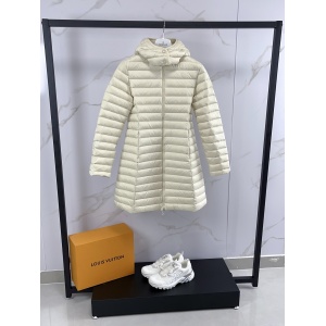 $155.00,Moncler Down Coat For Women # 296863