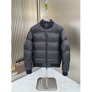 $165.00,Moncler Down Jacket For Men # 296870
