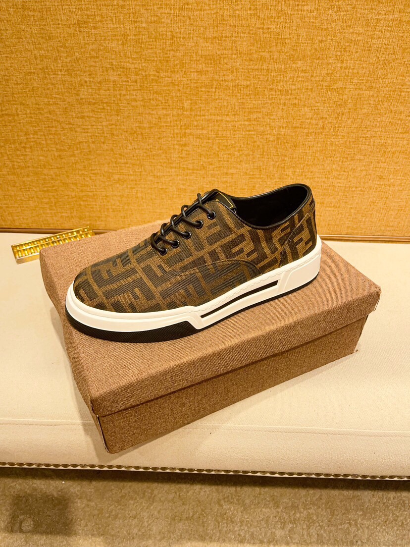 Fendi Casual Sneakers For Men # 295294