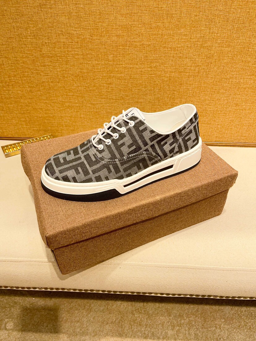 Fendi Casual Sneakers For Men # 295295