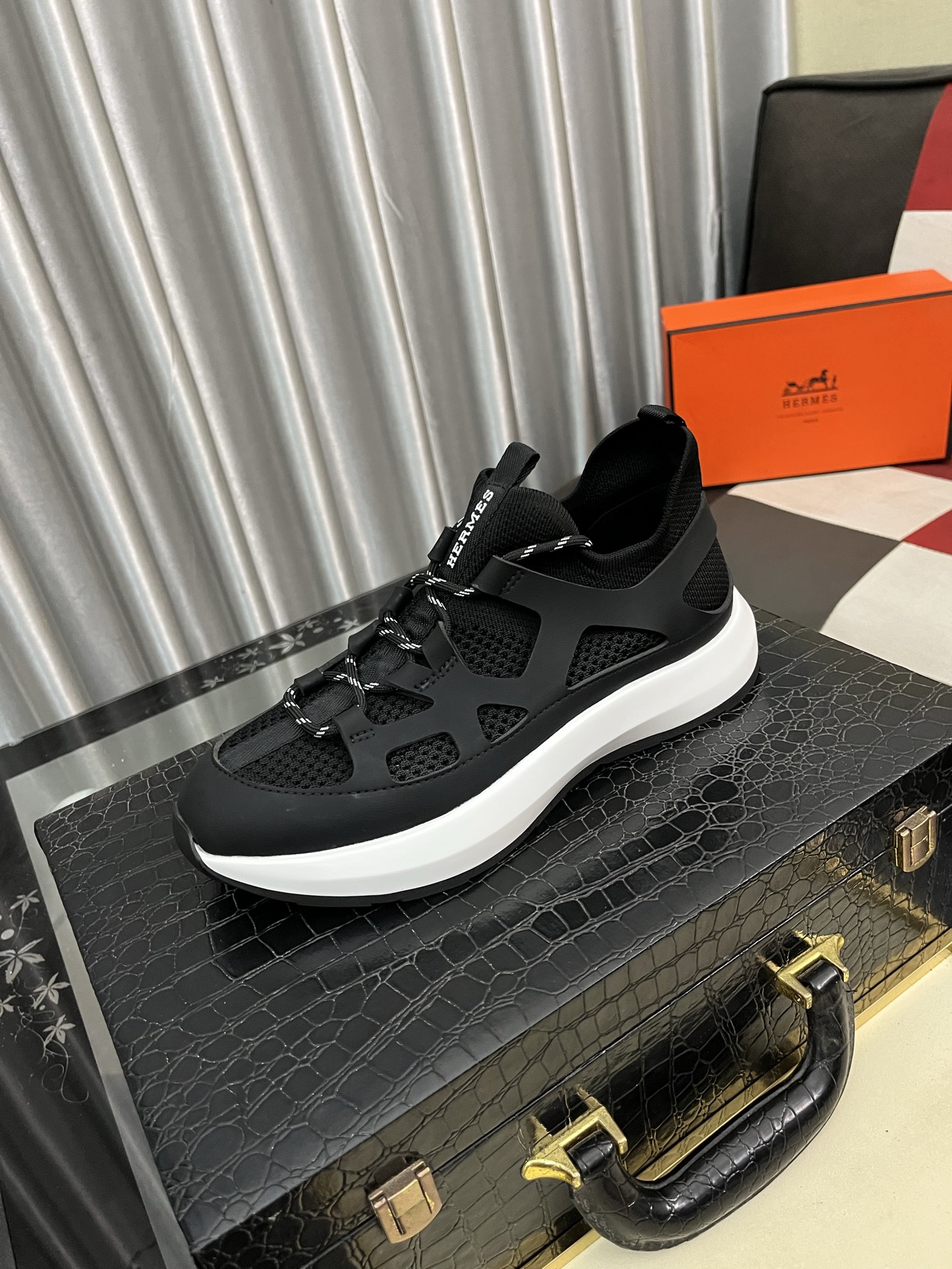 Hermes Casual Sneakers For Men # 295378