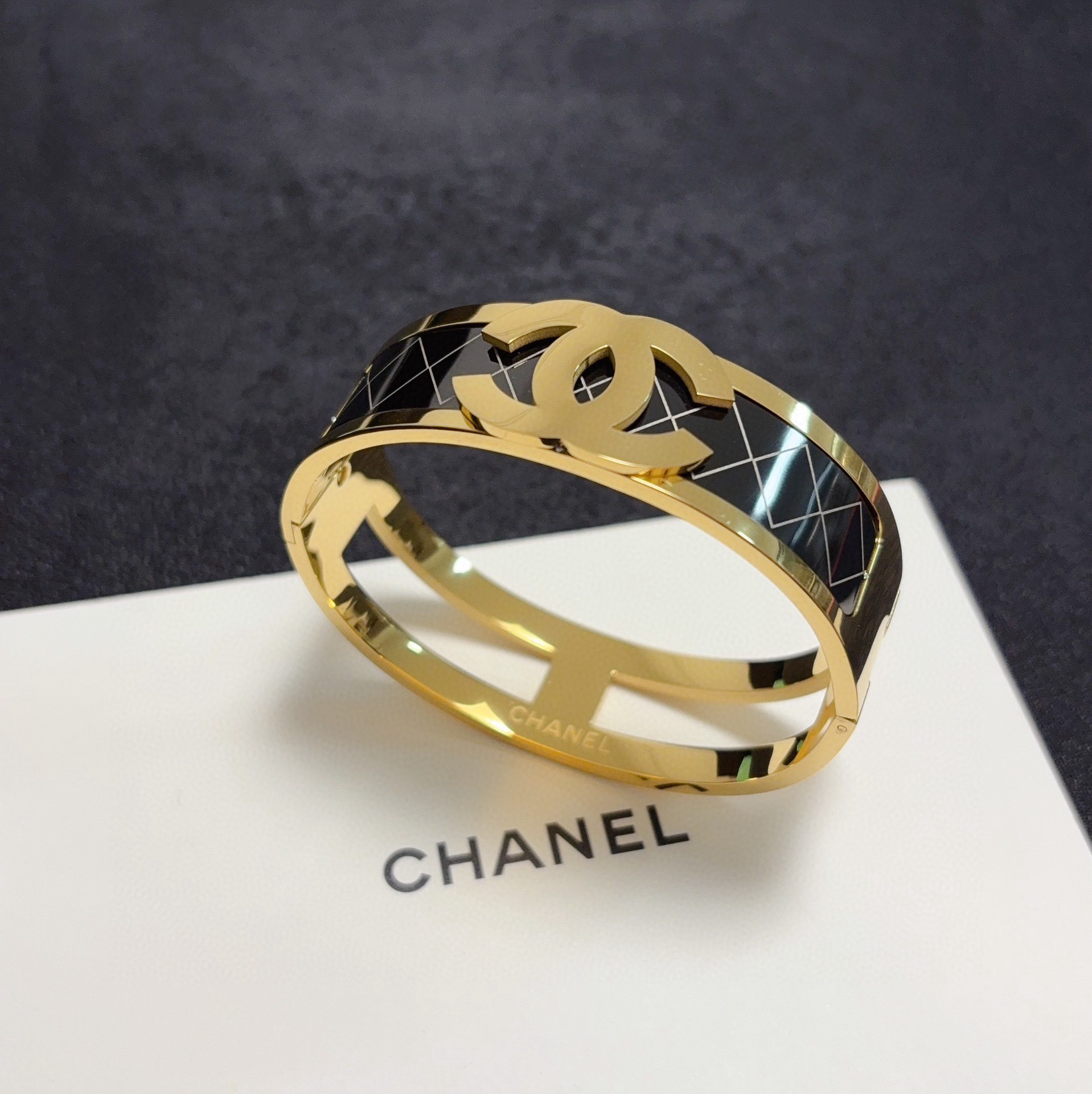 Chanel Bangle For Women # 295639
