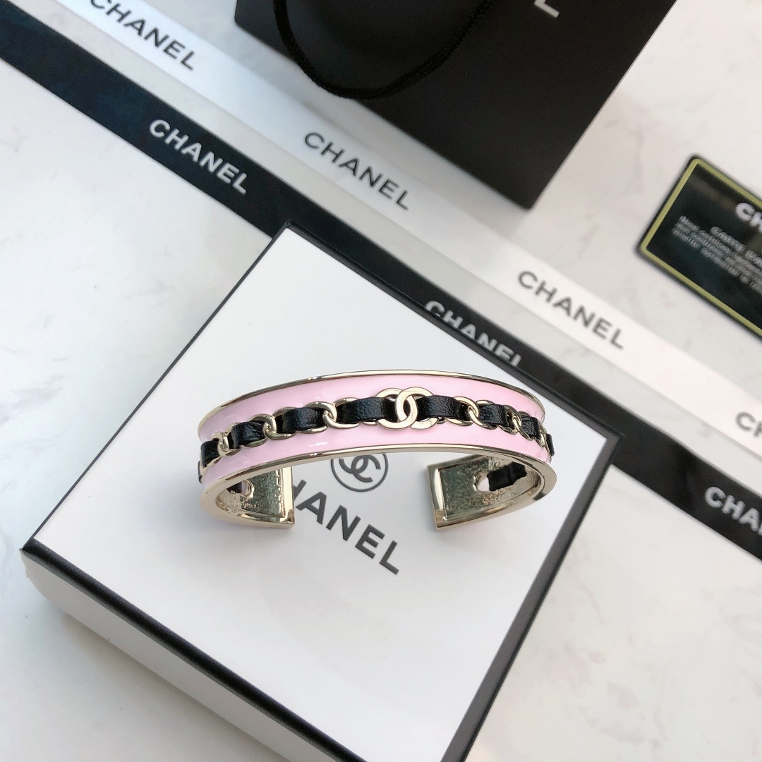 Chanel Bangle For Women # 295657