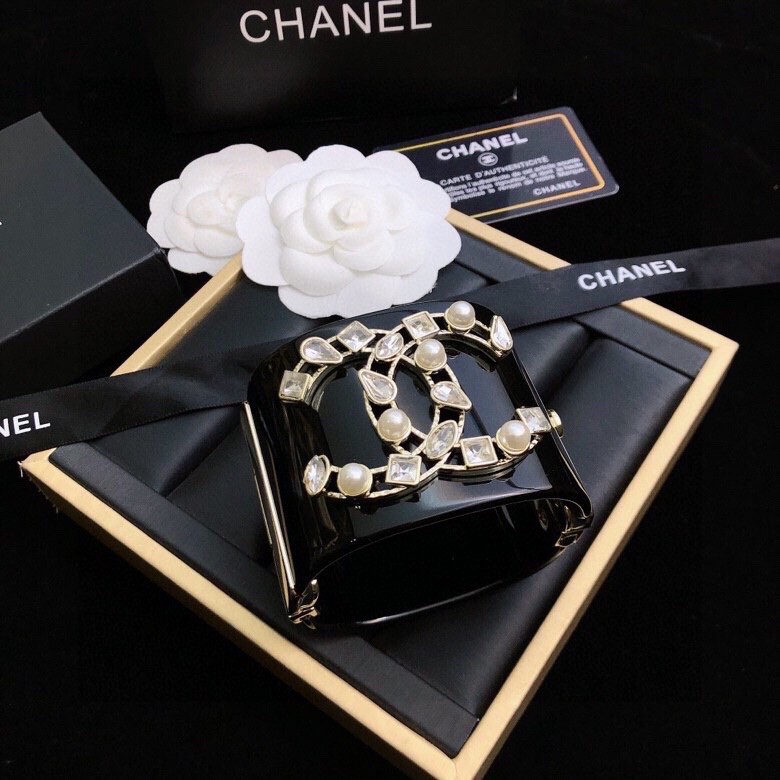 Chanel Bangle For Women # 295662