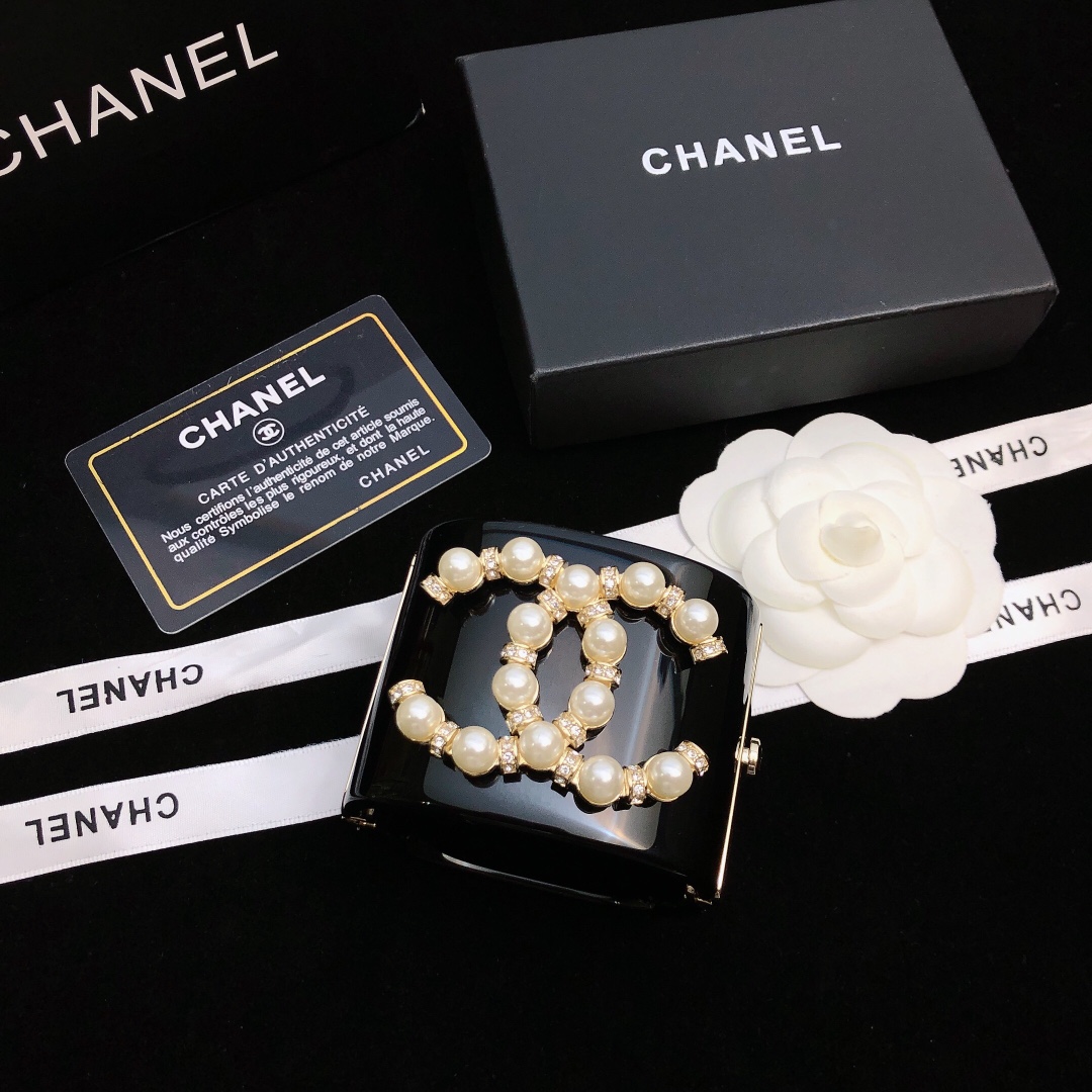 Chanel Bangle For Women # 295768