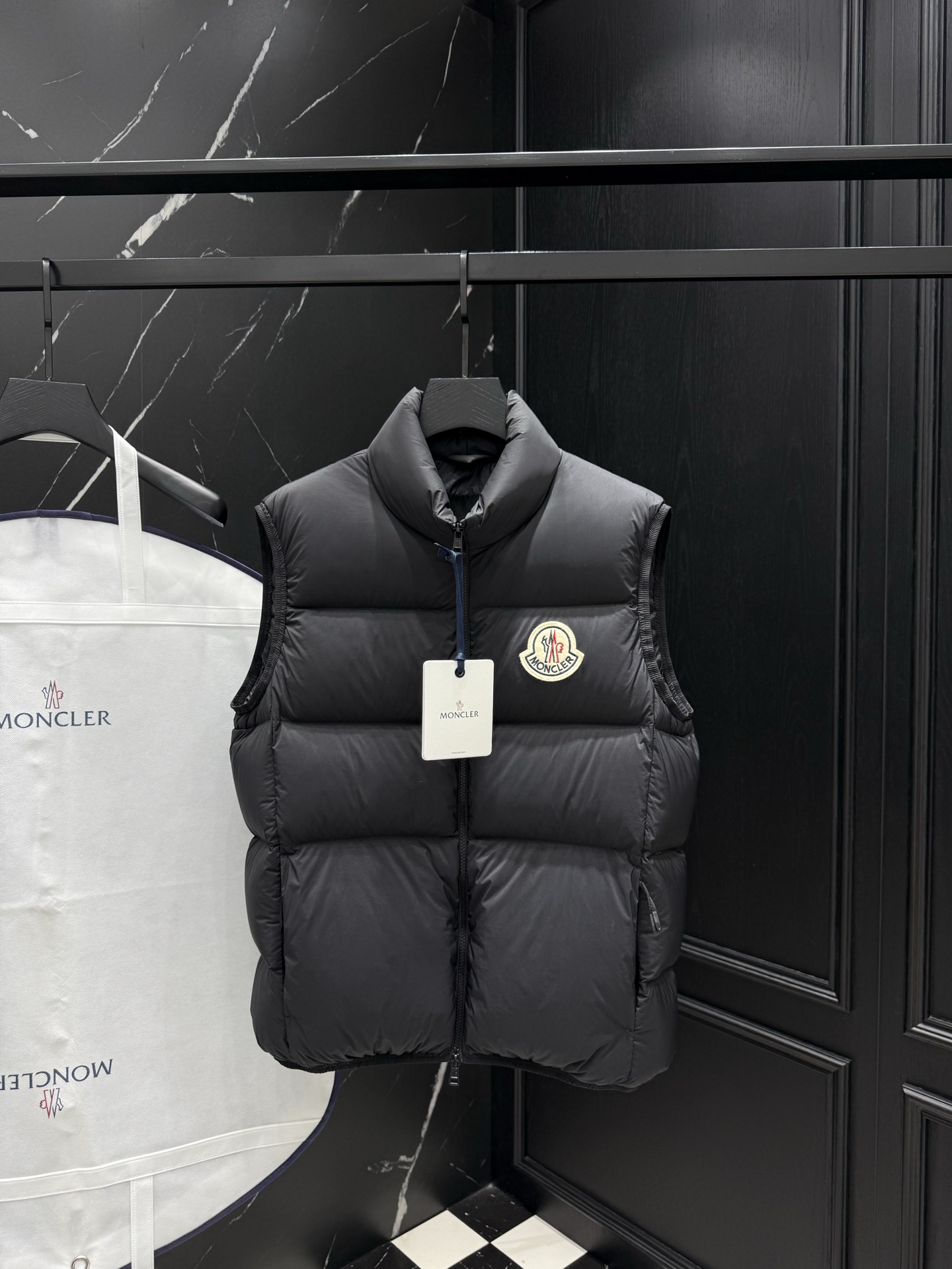 Moncler Down Vest Jacket Unisex # 296839