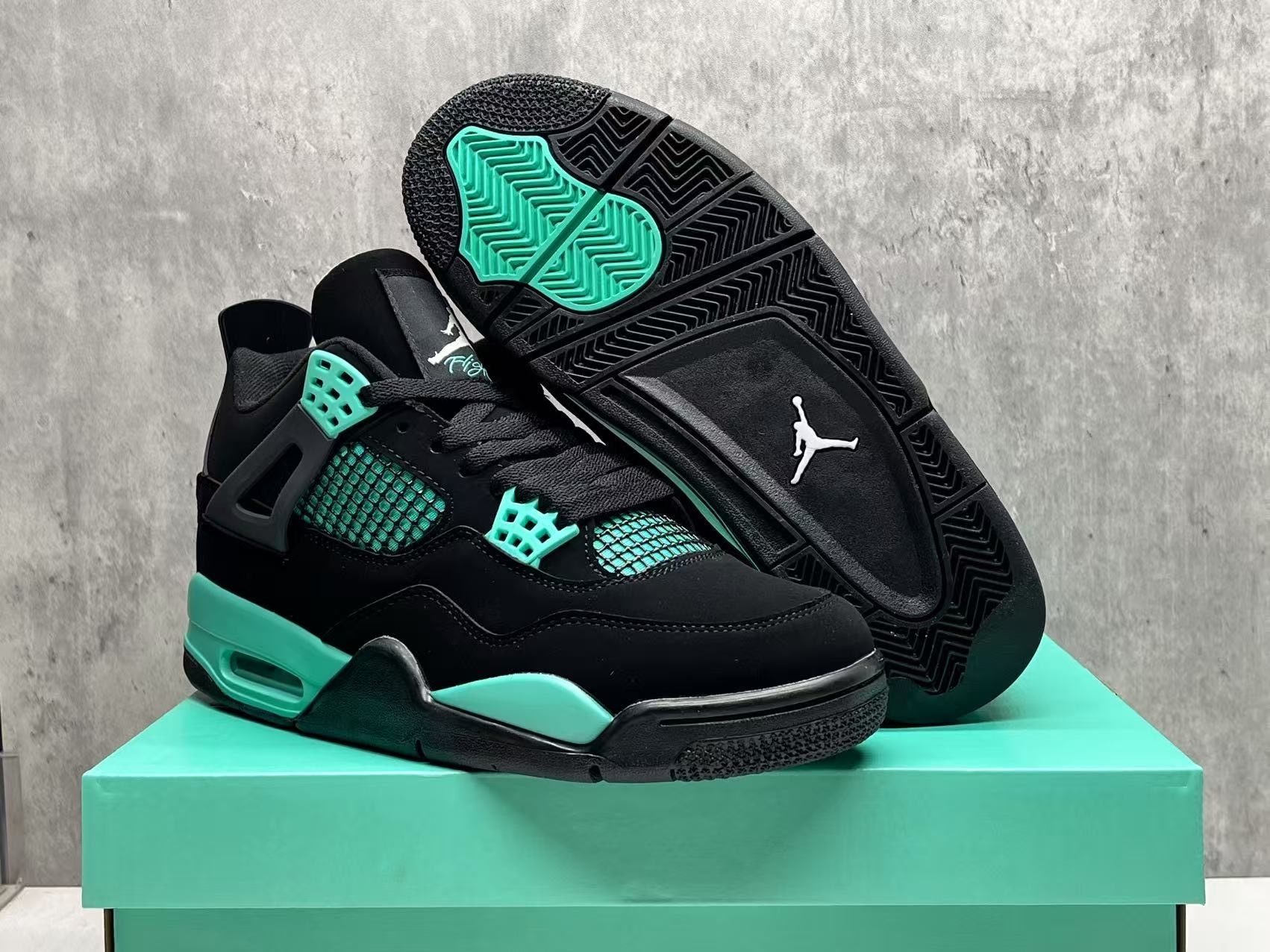 Jordan 4 Sneaker Unisex # 296924