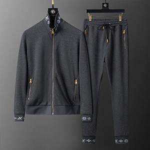 $89.00,Louis Vuitton Tracksuits For Men # 297190