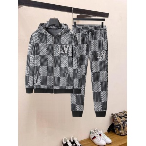 $89.00,Louis Vuitton Tracksuits For Men # 297213