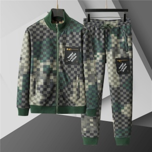 $89.00,Louis Vuitton Tracksuits For Men # 297238