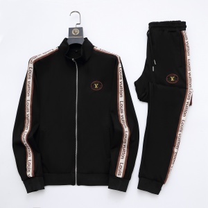 $89.00,Louis Vuitton Tracksuits For Men # 297293