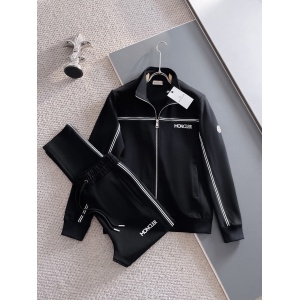 $89.00,Moncler Tracksuits For Men # 297364