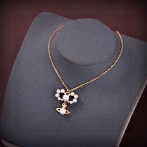 $29.00,Vivienne Westwood Necklace For Women # 297456