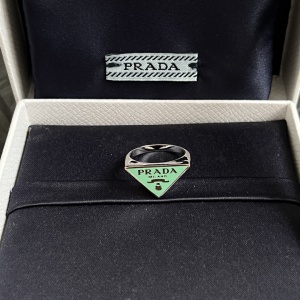 $25.00,Prada Ring # 297581