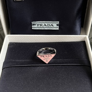 $25.00,Prada Ring # 297582