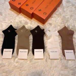 $28.00,Louis Vuitton Socks # 298089