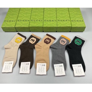$27.00,Gucci Socks  # 298106