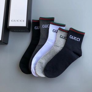$27.00,Gucci Socks  # 298108