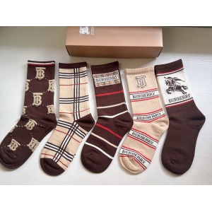 $27.00,Burberry Socks  # 298115