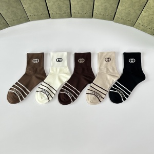 $27.00,Gucci Socks  # 298146