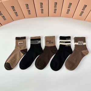 $27.00,Miumiu Socks  # 298158