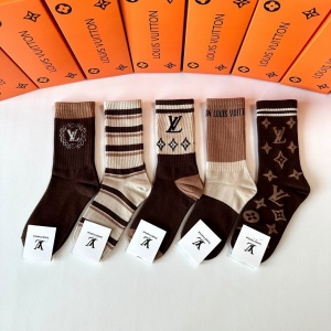 $27.00,Louis Vuitton Socks  # 298164