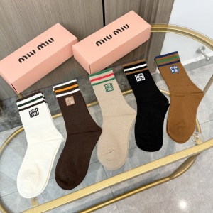 $27.00,Miumiu Socks  # 298175