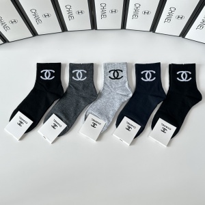 $27.00,Chanel Socks  # 298183