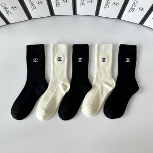 $27.00,Chanel Socks  # 298187