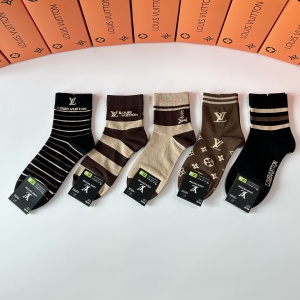 $27.00,Louis Vuitton Socks # 298201