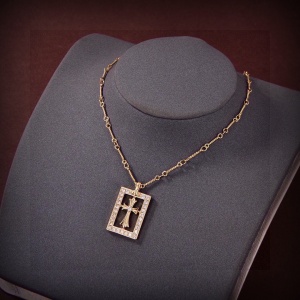 $27.00,Chrome Hearts Necklace  # 298327