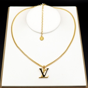 $27.00,Louis Vuitton Necklace  # 298343