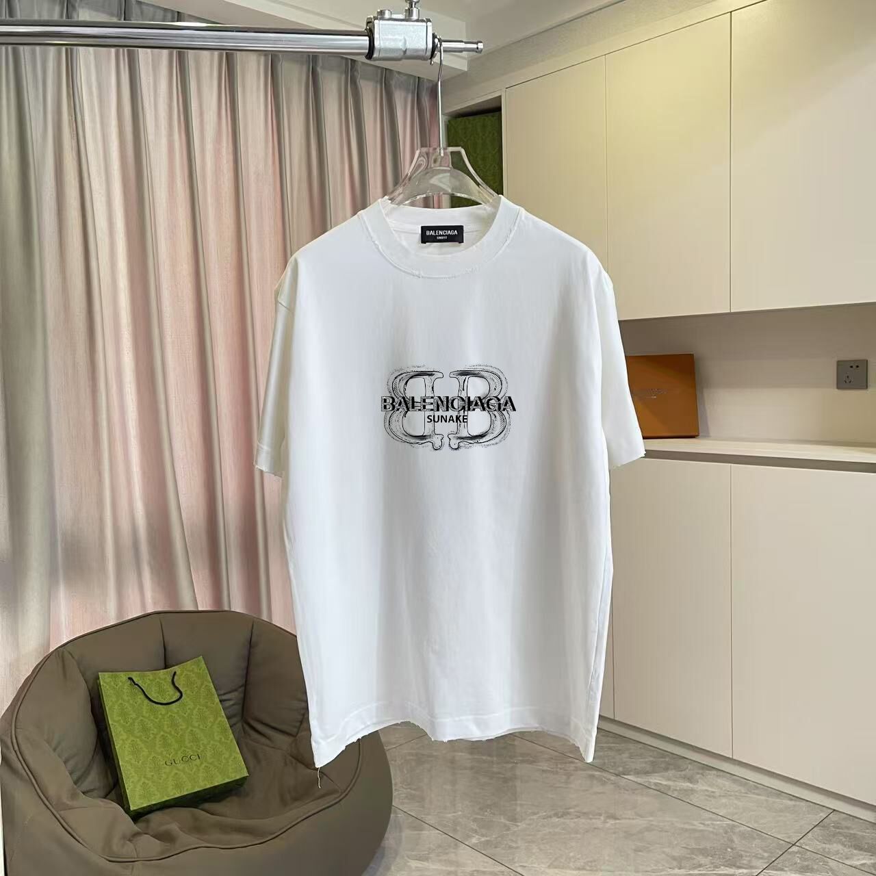 Balenciaga Short Sleeve T Shirts # 296972