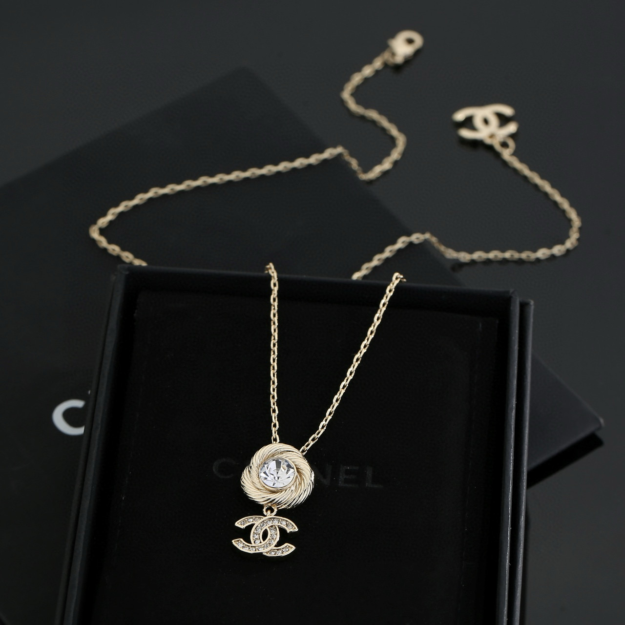 Chanel Necklace For Women # 297448