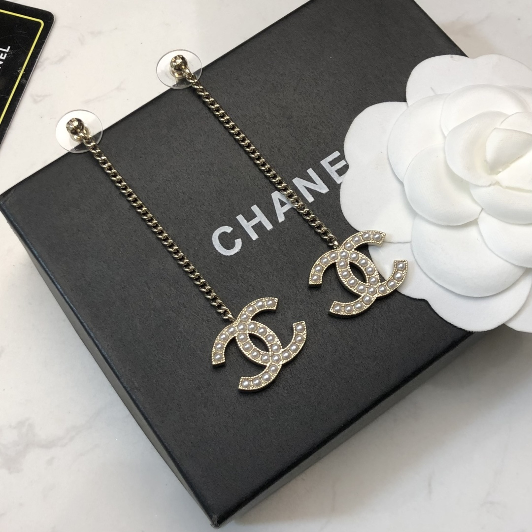 Chanel Earrings For Women # 298365