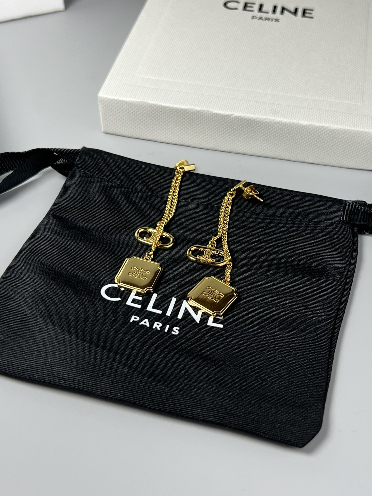 Celine Earrings For Women # 298420