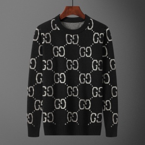 $46.00,Fendi Sweaters For Men # 298571