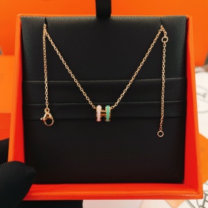 $27.00,Hermes Necklace For Women # 298590