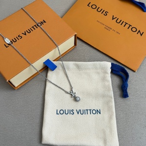 $27.00,Louis Vuitton Necklace For Women # 298596