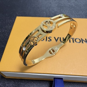 $27.00,Louis Vuitton Bangle For Women # 298629