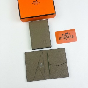 $45.00,Hermes Barenia Faubourg Card Holder For Women # 298853