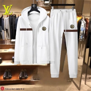 $89.00,Louis Vuitton Tracksuits For Men # 298970