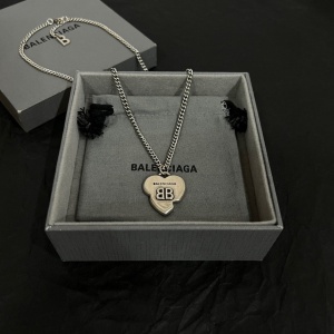 $27.00,YSL Necklace For Women # 299184