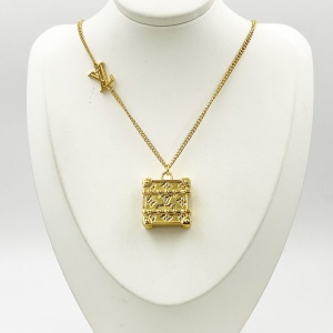 $27.00,Louis Vuitton Necklace  # 299235