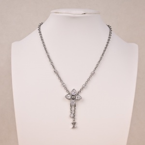 $27.00,Louis Vuitton Necklace For Women # 299252