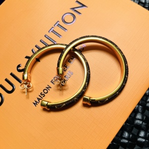 $26.00,Louis Vuitton Earrings For Women # 299353