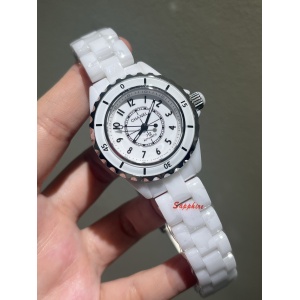 $125.00,Chanel 33mm J12 watch in white highly resistant ceramic with a steel case Watch # 299598