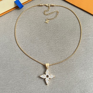 $27.00,Louis Vuitton Necklace  # 299732